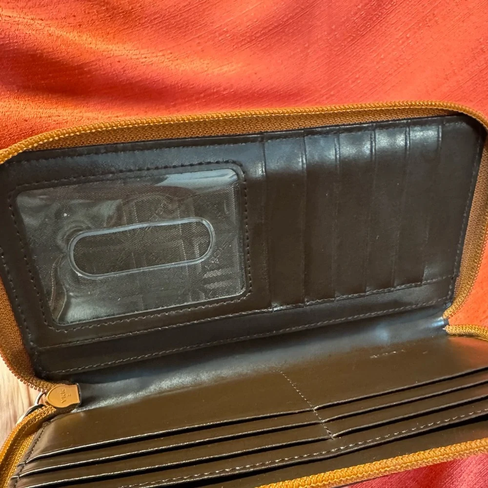 Lodis Caramel Leather‎ Zippered Wallet, EUC